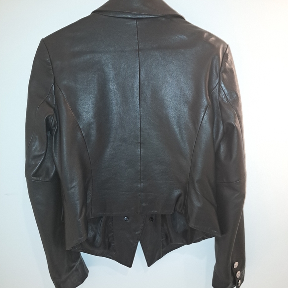 Walter Baker Medium Black Leather crop blazer.  Gorgeous, soft ! - Picture 2 of 2